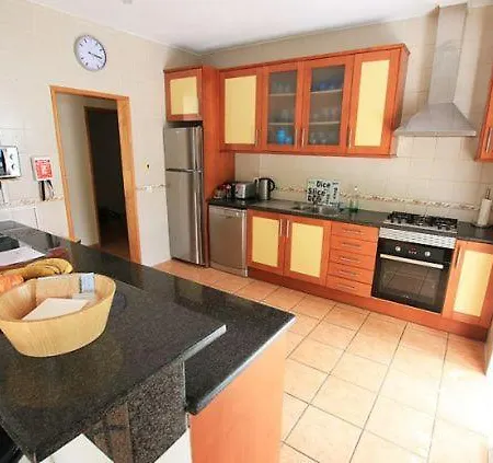 Praia Do Carvoeiro Sleeps 6 Pool Villa