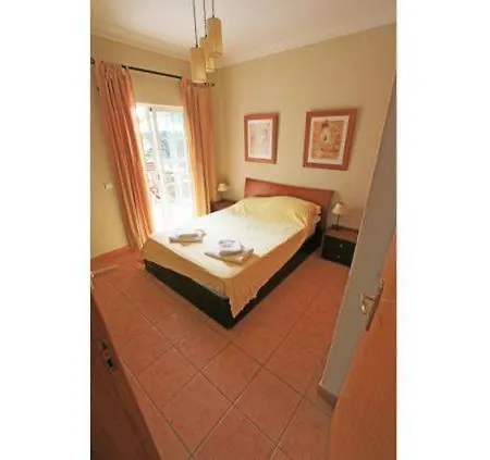 Praia Do Carvoeiro Sleeps 6 Pool Villa